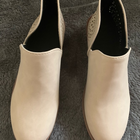 Booties - Picture 3 of 3